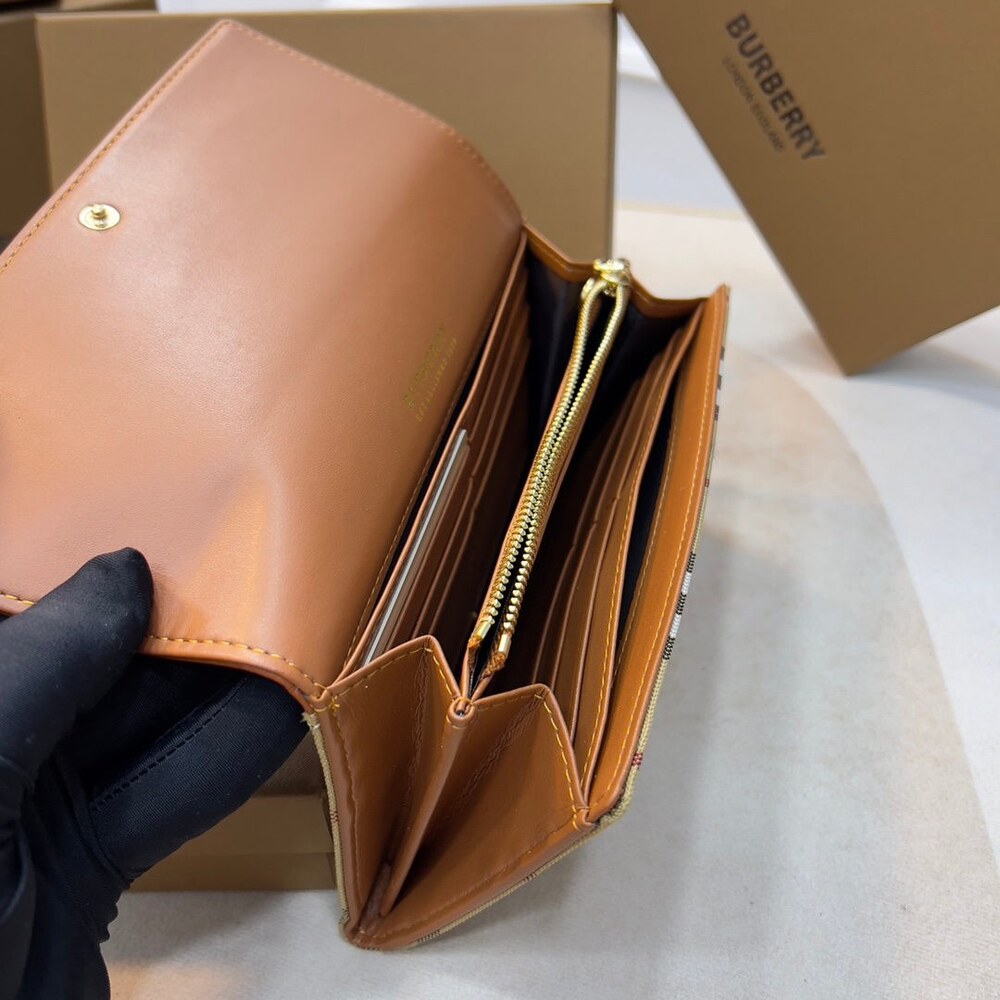 Burberry Vintage Check Long Flap Wallet Tan Leather - Picture 6 of 9